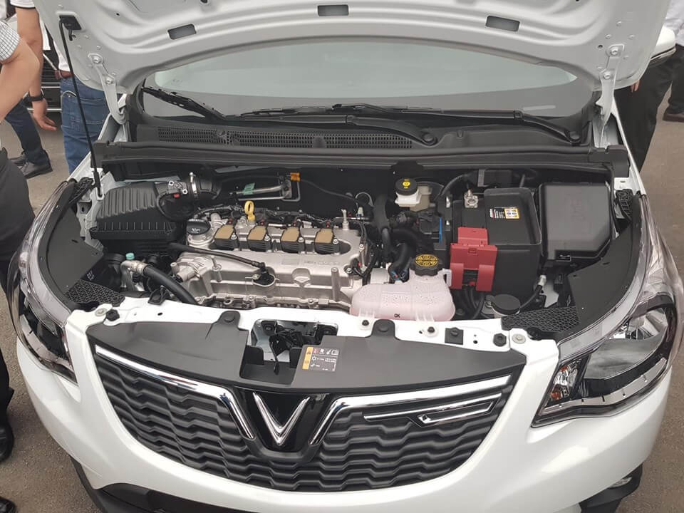 dong-co-xe-vinfast-fadil VinFast Fadil hay Toyota Vios, cái tên nào là lựa chọn hợp lý?