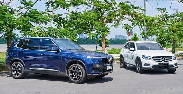 vinfast-lux-sa20-va-mercedes-glc-200 Nên chọn VinFast Lux SA2.0 hay Mercedes GLC 200?