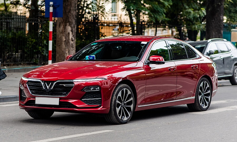 xe-vinfast-lux-a2.0 Đánh giá VinFast Lux A2.0 có xứng đáng là xe sang của người Việt?